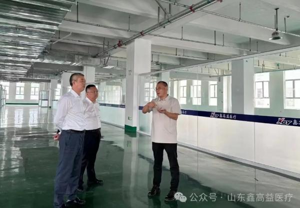 縣委書記黃慧林、縣委宣傳部長張華蒞臨山東鑫高益考察指導(dǎo)